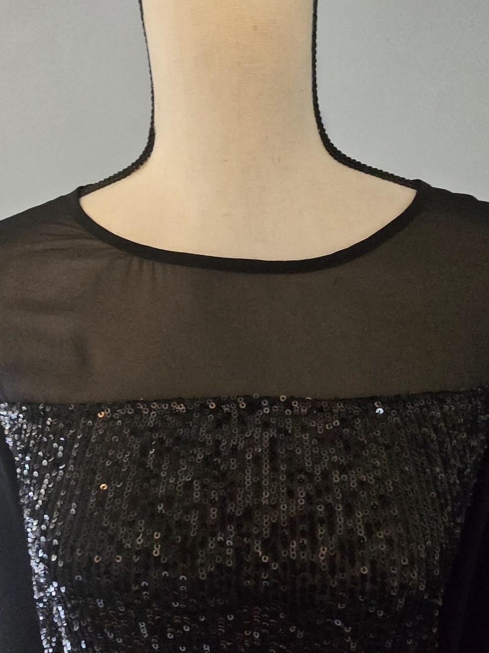 CeCe Black Sequin Long Sleeve Blouse(26) - Picture 3 of 4